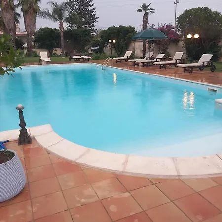 Baia Monoi * Syracuse